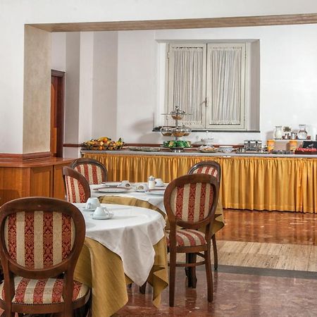 Hotel Cesare 14 נאפולי מראה חיצוני תמונה