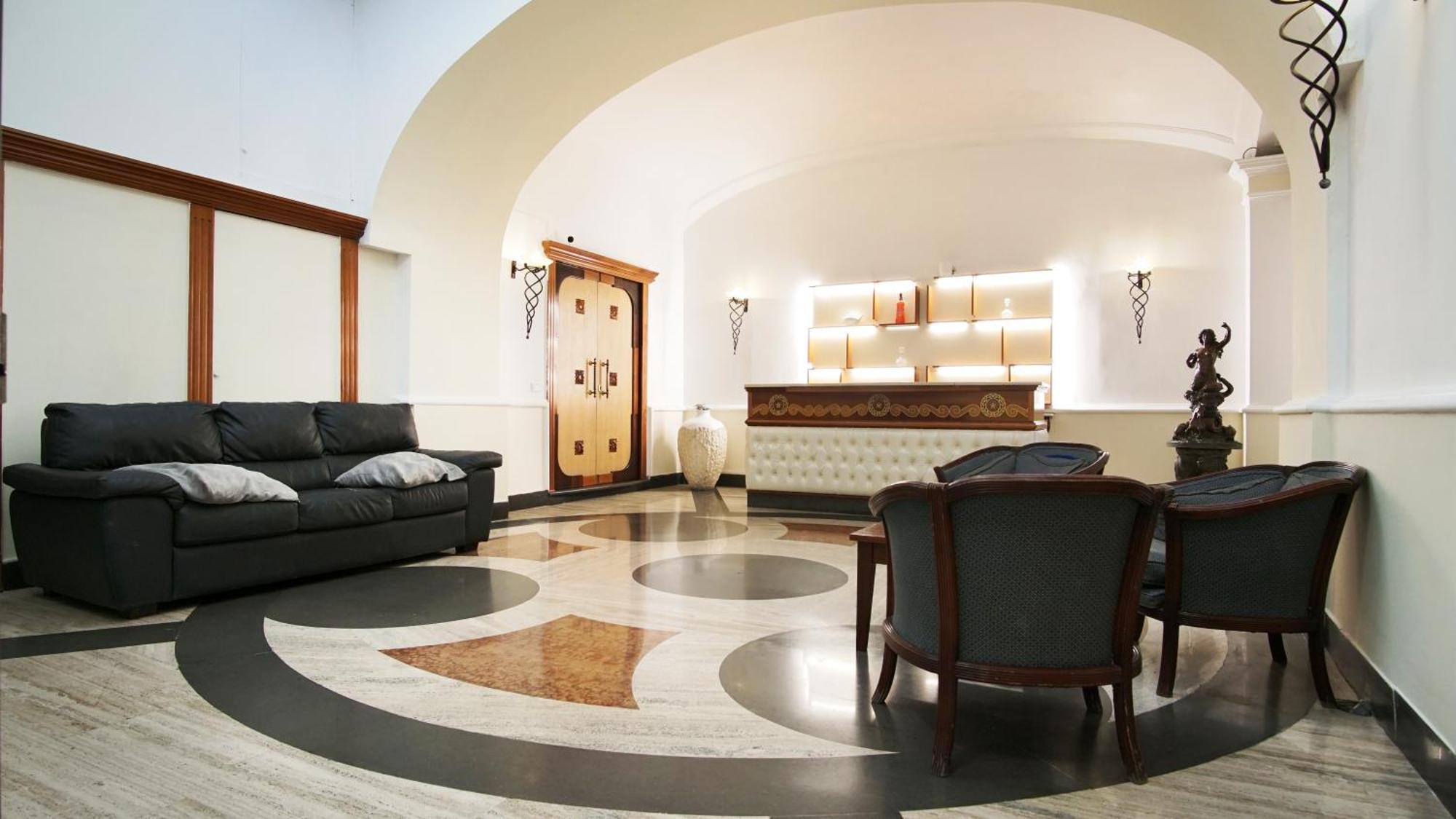 Hotel Cesare 14 נאפולי מראה חיצוני תמונה